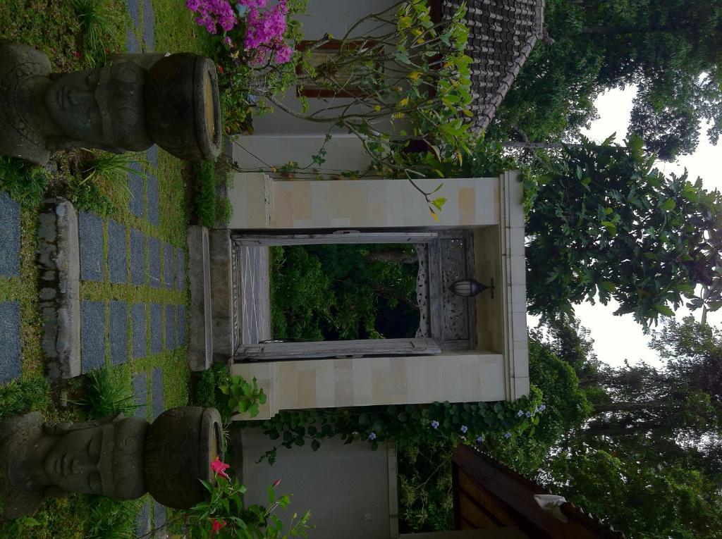 Villa Shantiasa Bali Сідемен Екстер'єр фото